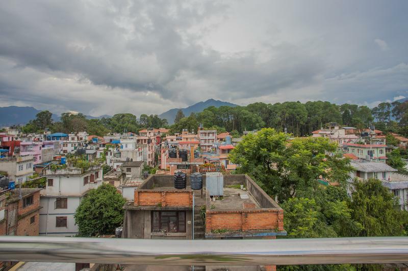 Kathmandu Embassy Hotel Ngoại thất bức ảnh